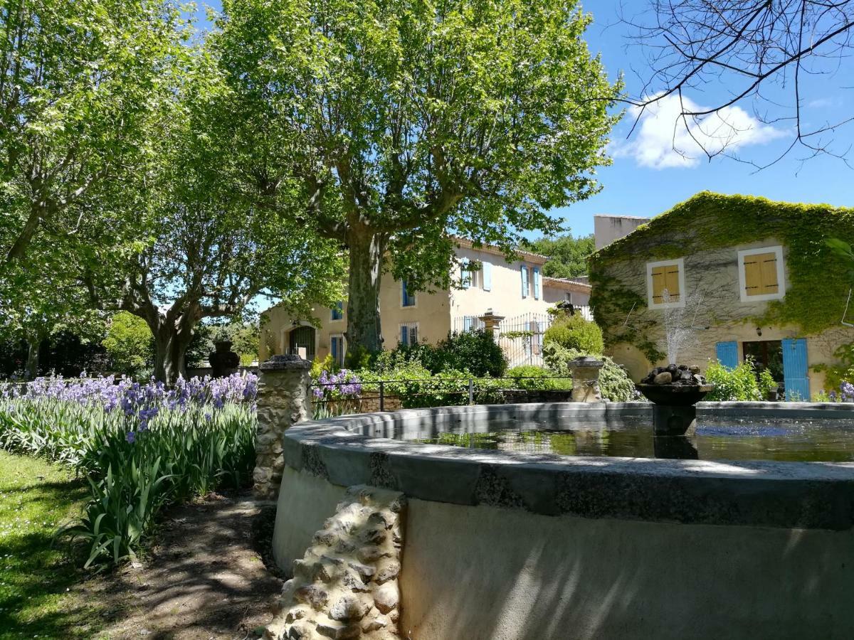 Le Moulin Des Ocres Villa Apt Eksteriør billede