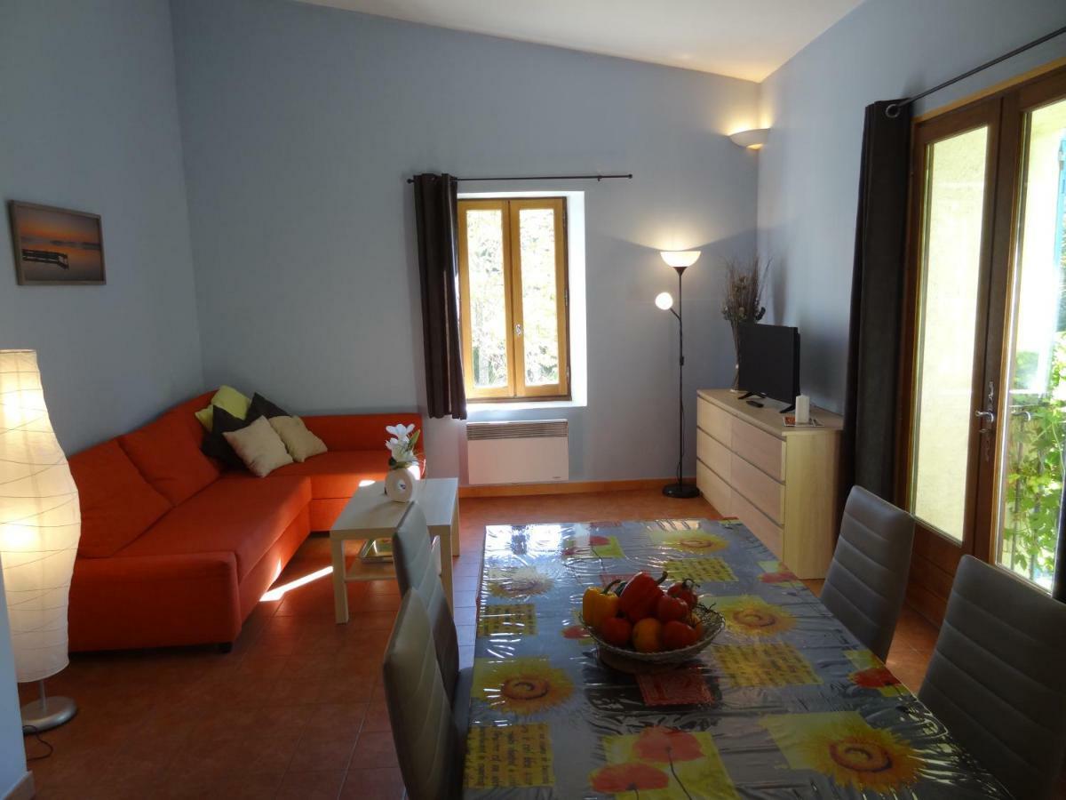 Le Moulin Des Ocres Villa Apt Eksteriør billede